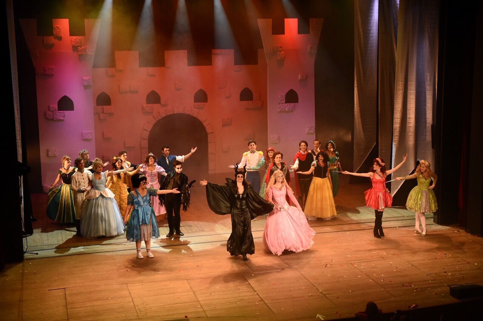 Foto Uma Surpresa Encantada - espetáculo musical Foto Uma Surpresa Encantada - espetáculo musical - Imagem 11