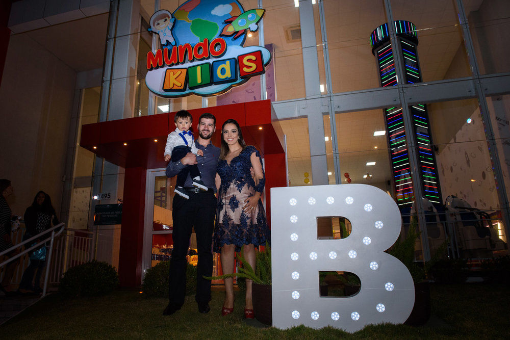 1 ano Bernardo - Festa Infantil Curitiba - Buffet Mundo Kids Tema Circo |  Fotógrafo de famílias e aniversário infantil em Curitiba